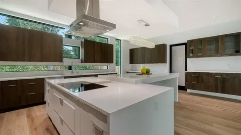 1429 N Lake Shore Drive Sarasota FL 34231