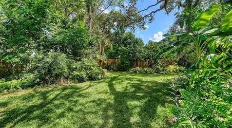 1429 N Lake Shore Drive Sarasota FL 34231