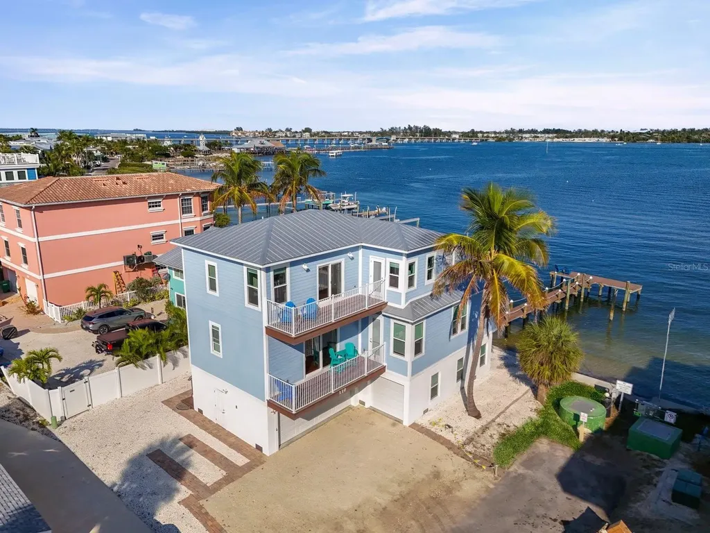 110 6th Street S Bradenton Beach FL 34217