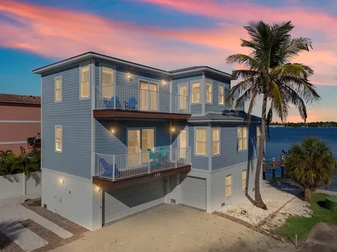 110 6th Street S Bradenton Beach FL 34217