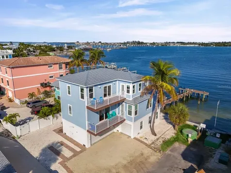 110 6th Street S Bradenton Beach FL 34217