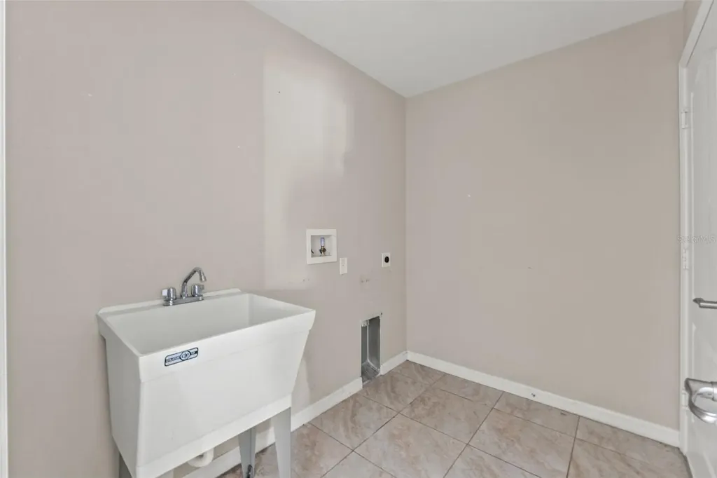 11428 Pelican Avenue Weeki Wachee FL 34614