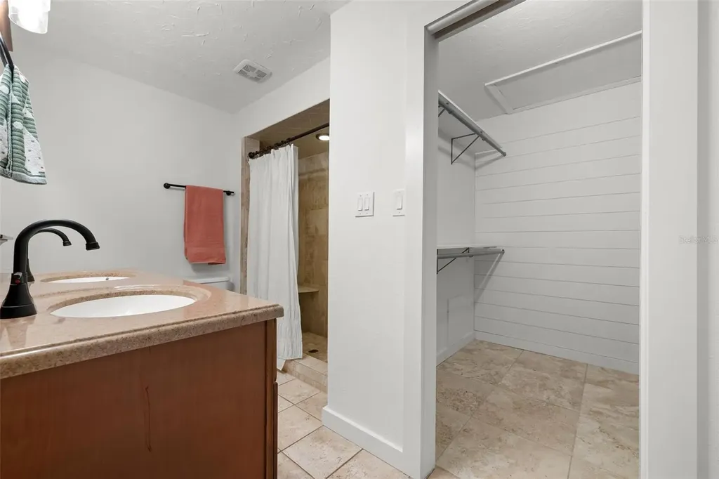 4228 Francis Bacon Lane Sarasota FL 34241