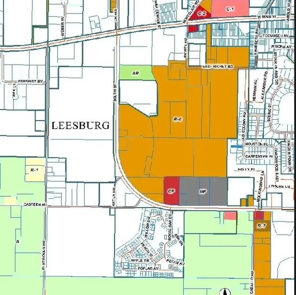 2810 South Street Leesburg FL 34748