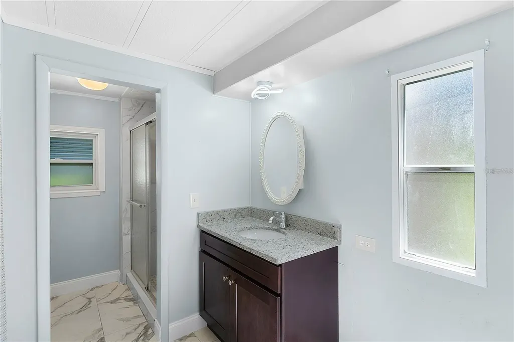 354 Ivanhoe Circle Lady Lake FL 32159