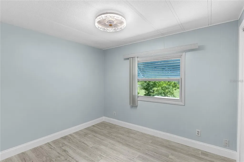 354 Ivanhoe Circle Lady Lake FL 32159