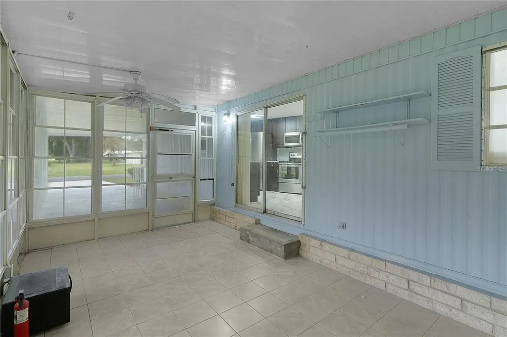 354 Ivanhoe Circle Lady Lake FL 32159