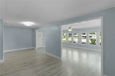 354 Ivanhoe Circle Lady Lake FL 32159
