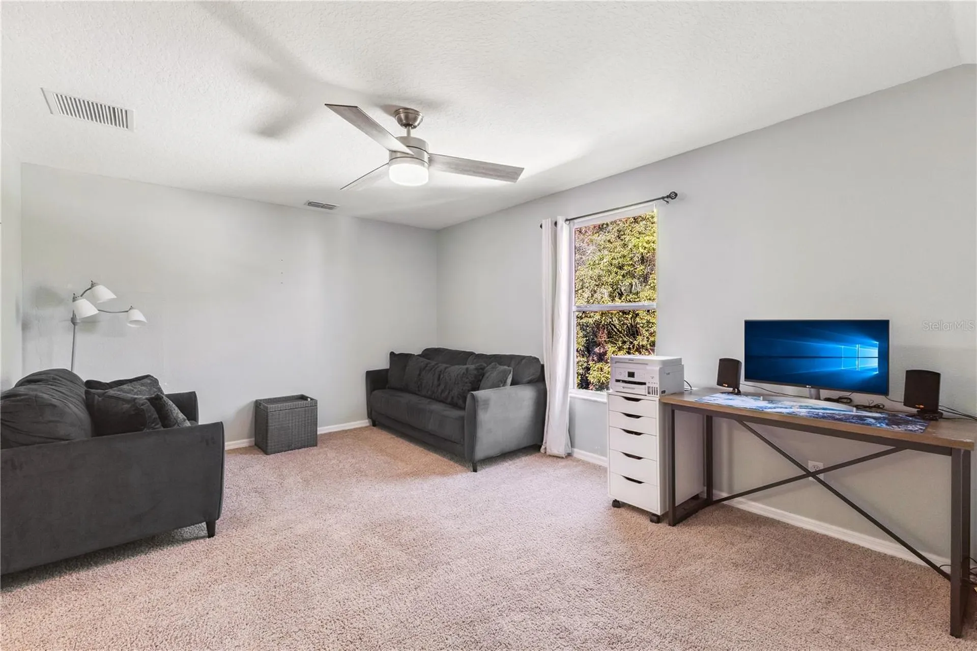 609 Rhodes Drive Deland FL 32720