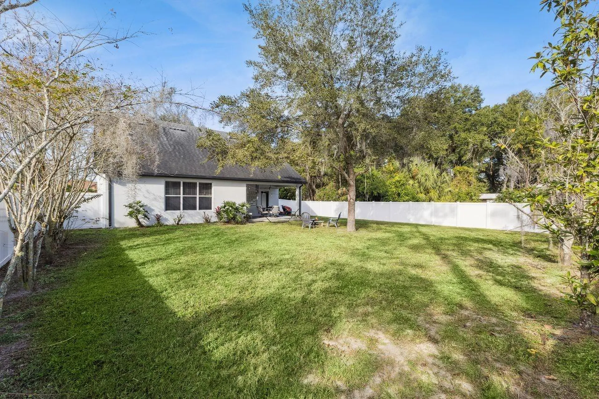 609 Rhodes Drive Deland FL 32720