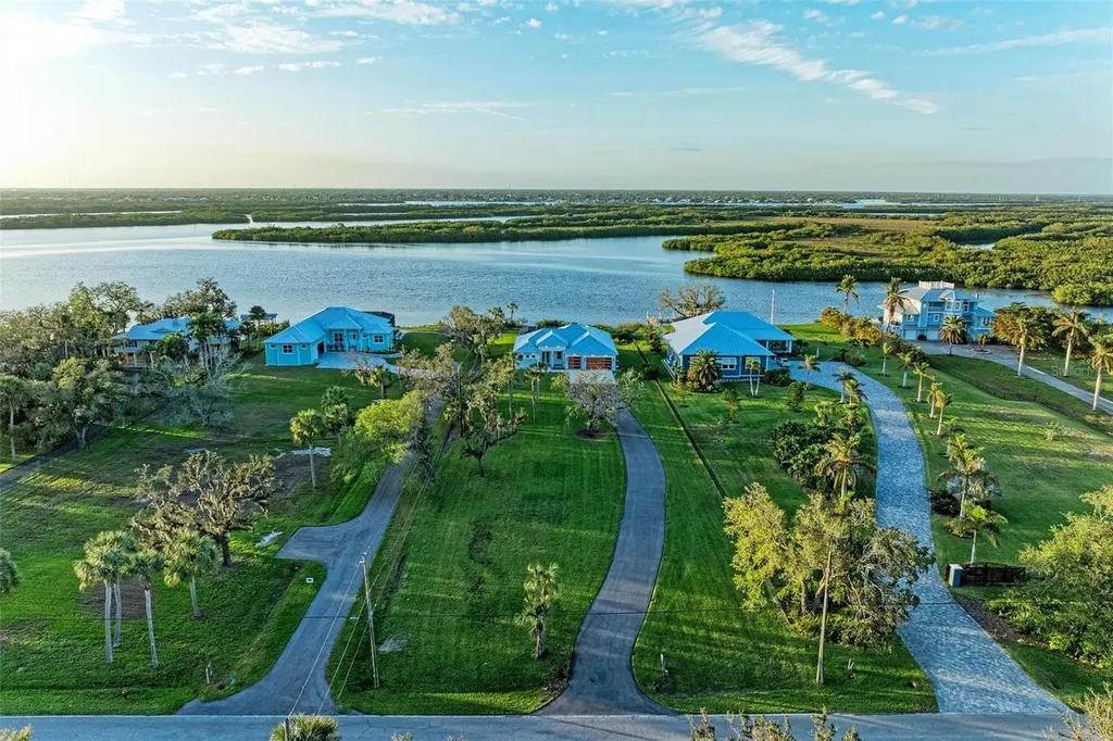 6100 Riverside Drive Punta Gorda FL 33982