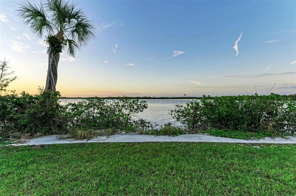 6100 Riverside Drive Punta Gorda FL 33982