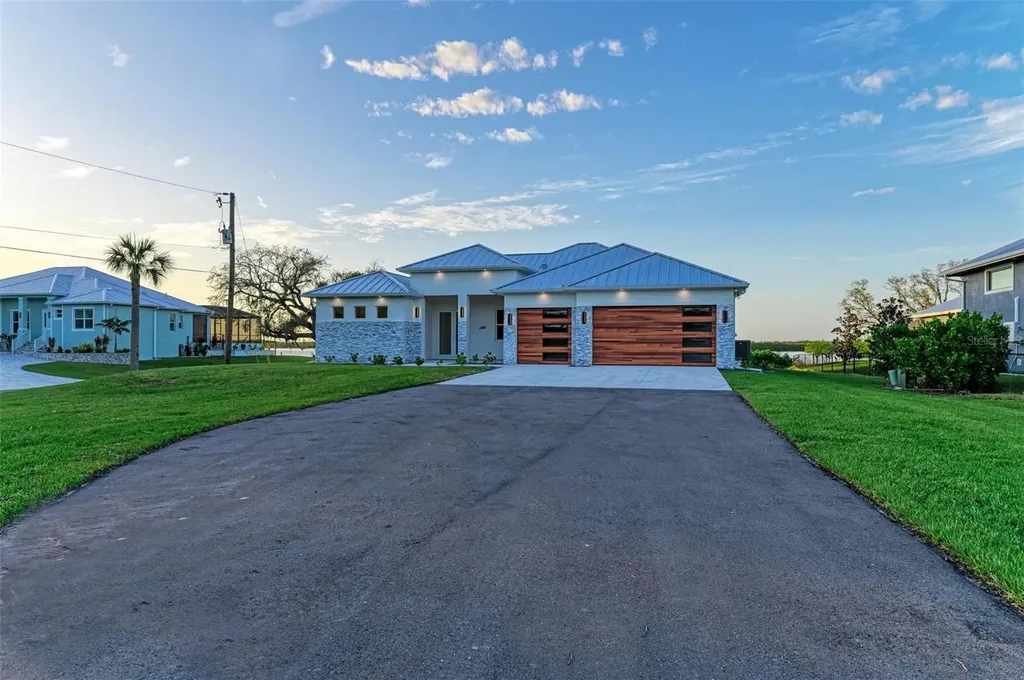 6100 Riverside Drive Punta Gorda FL 33982