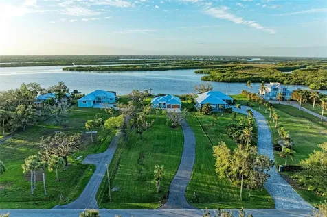 6100 Riverside Drive Punta Gorda FL 33982