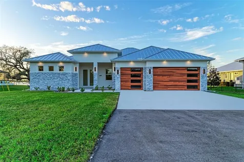 6100 Riverside Drive Punta Gorda FL 33982