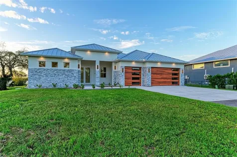 6100 Riverside Drive Punta Gorda FL 33982