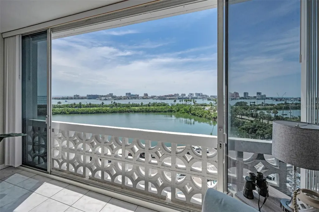 31 Island Way Clearwater Beach FL 33767