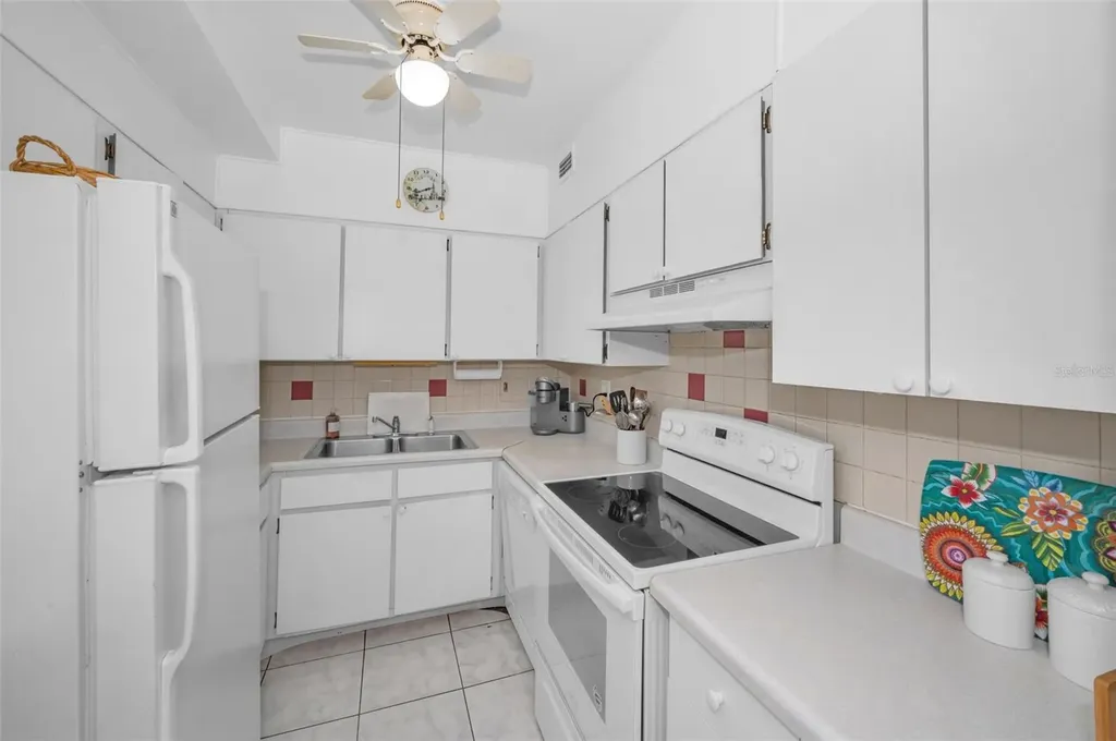 31 Island Way Clearwater Beach FL 33767