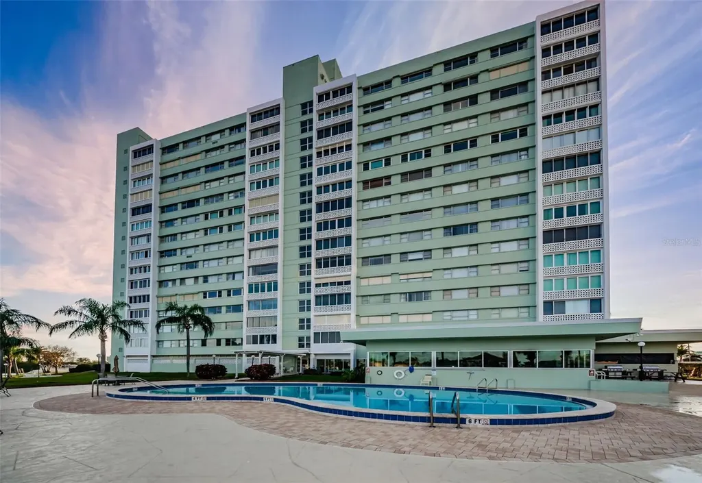 31 Island Way Clearwater Beach FL 33767