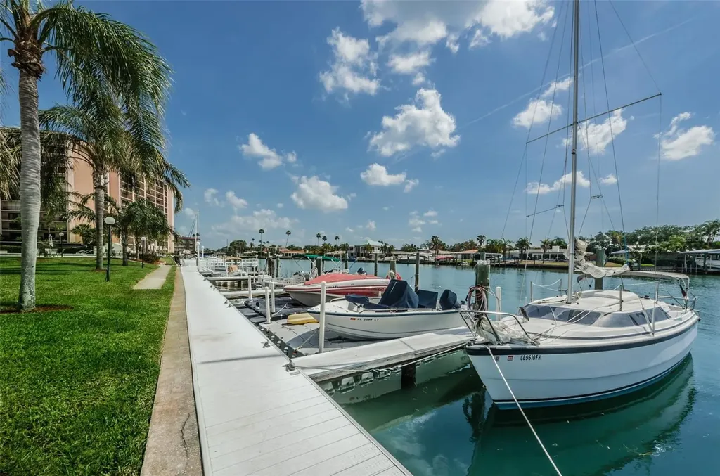 31 Island Way Clearwater Beach FL 33767