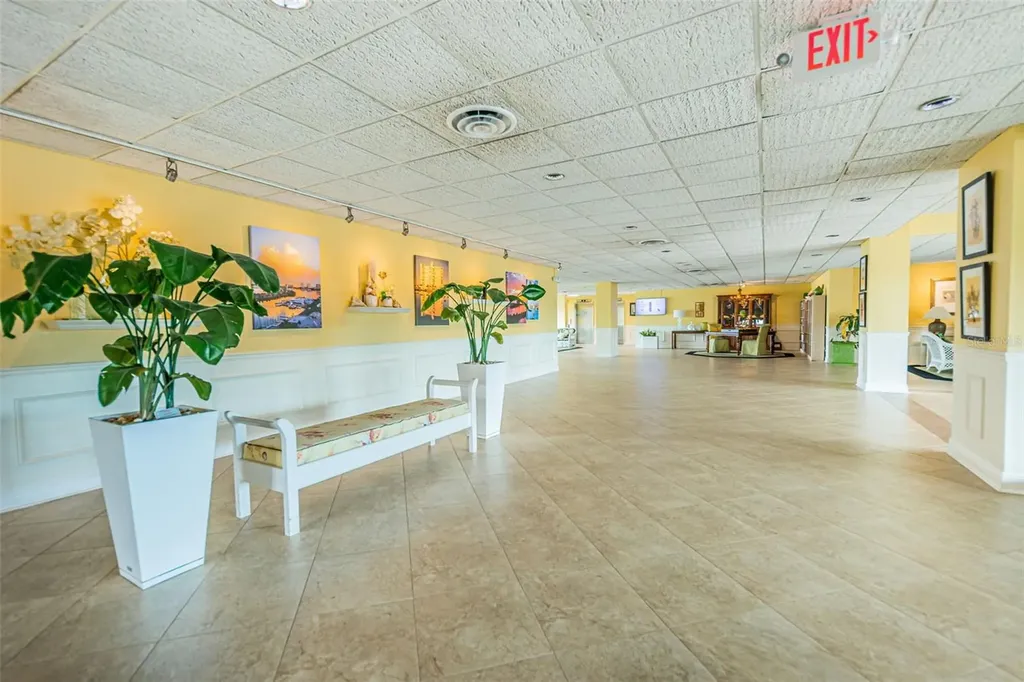 31 Island Way Clearwater Beach FL 33767