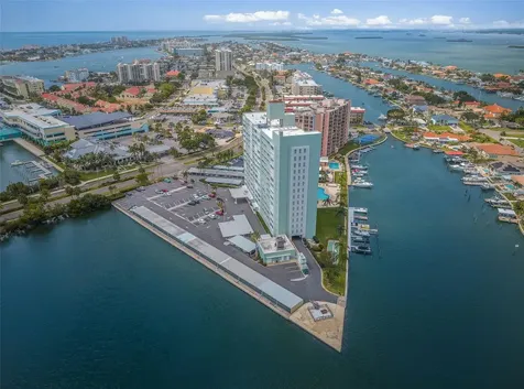31 Island Way Clearwater Beach FL 33767