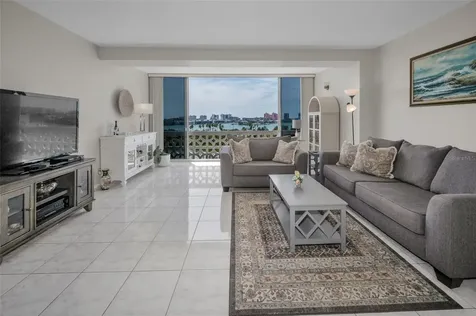 31 Island Way Clearwater Beach FL 33767