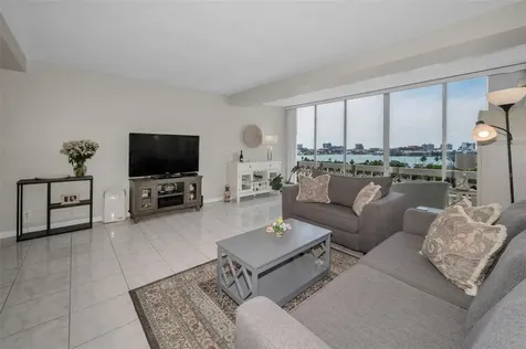31 Island Way Clearwater Beach FL 33767