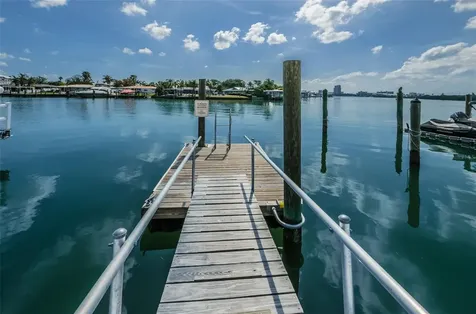 31 Island Way Clearwater Beach FL 33767
