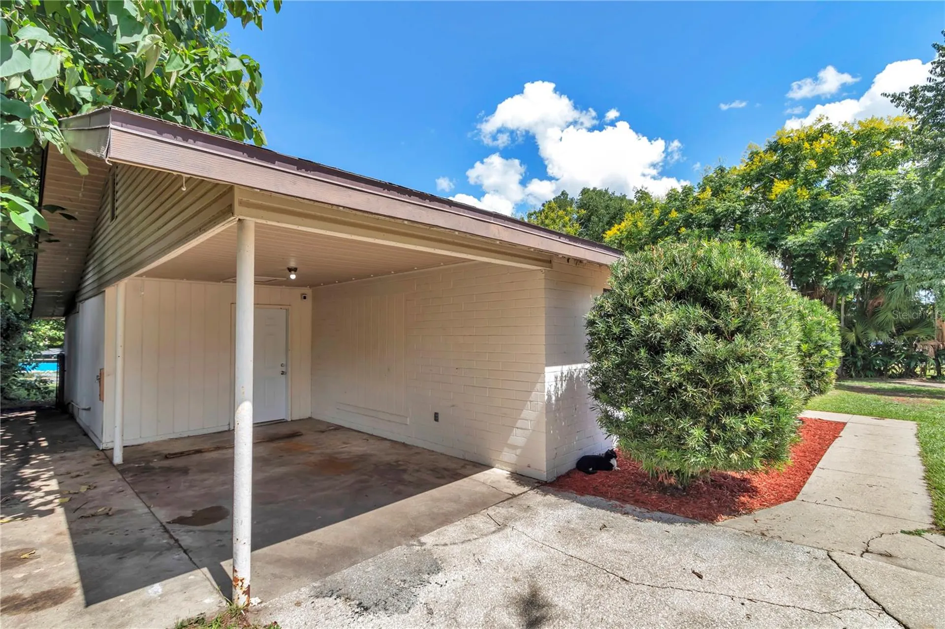 2433 NE 2nd Street Ocala FL 34470