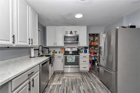 2433 NE 2nd Street Ocala FL 34470