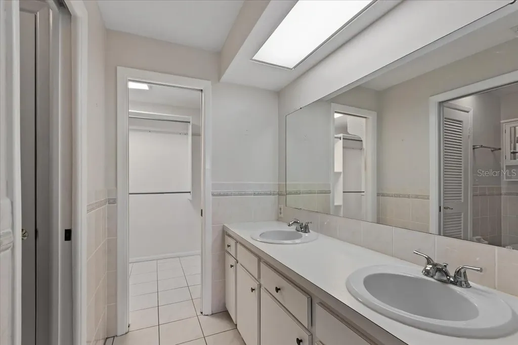 11310 W Bayshore Drive Crystal River FL 34429