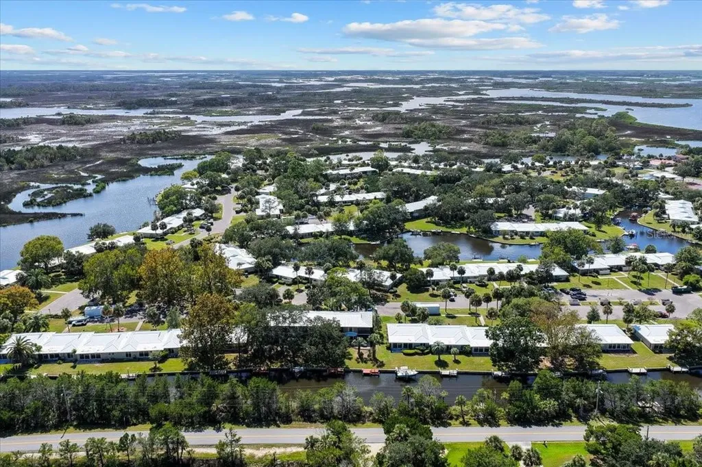 11310 W Bayshore Drive Crystal River FL 34429
