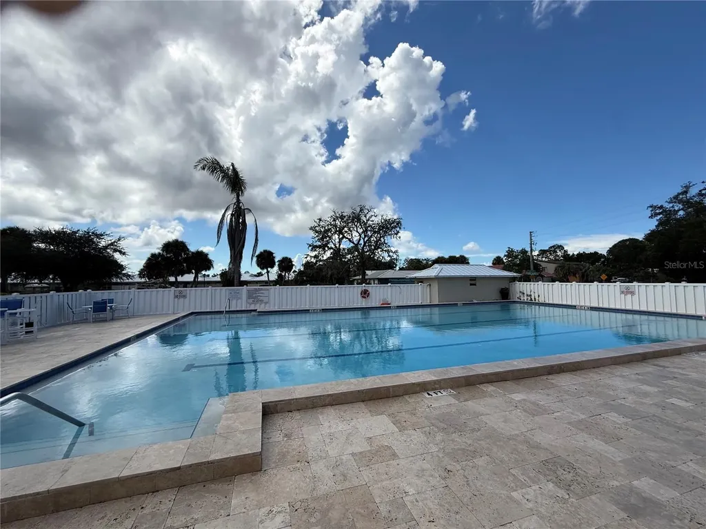 11310 W Bayshore Drive Crystal River FL 34429