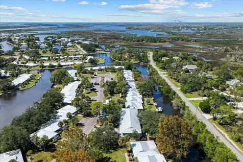 11310 W Bayshore Drive Crystal River FL 34429