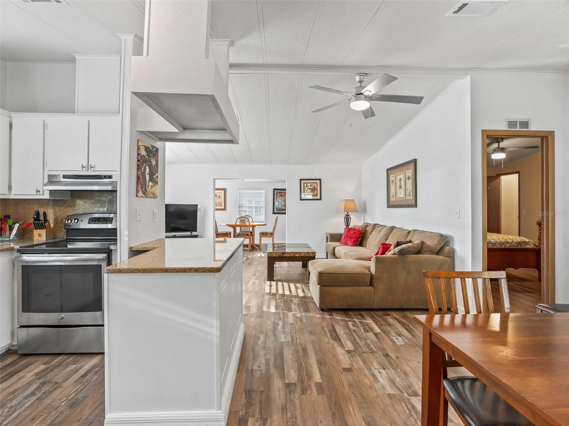 1619 W Schwartz Boulevard The Villages FL 32159