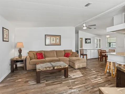 1619 W Schwartz Boulevard The Villages FL 32159