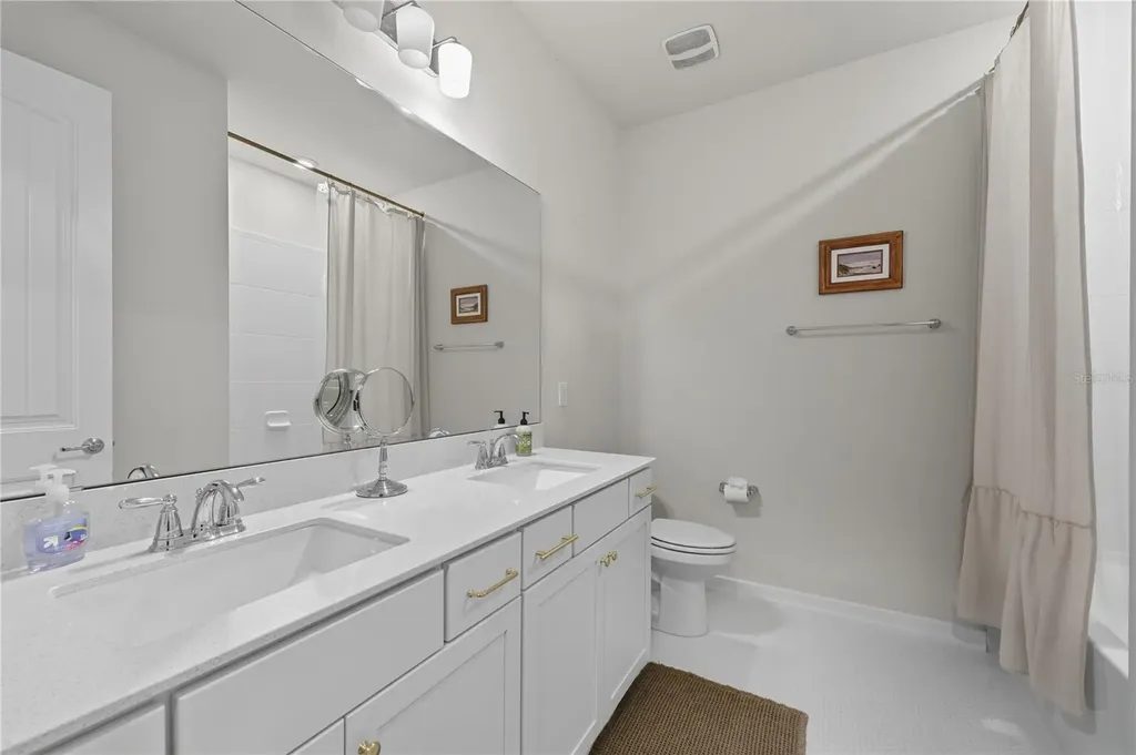 4175 Meandering Bay Drive Apopka FL 32712
