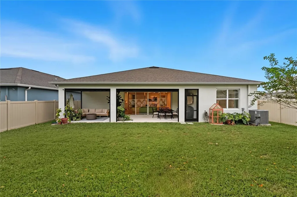 4175 Meandering Bay Drive Apopka FL 32712