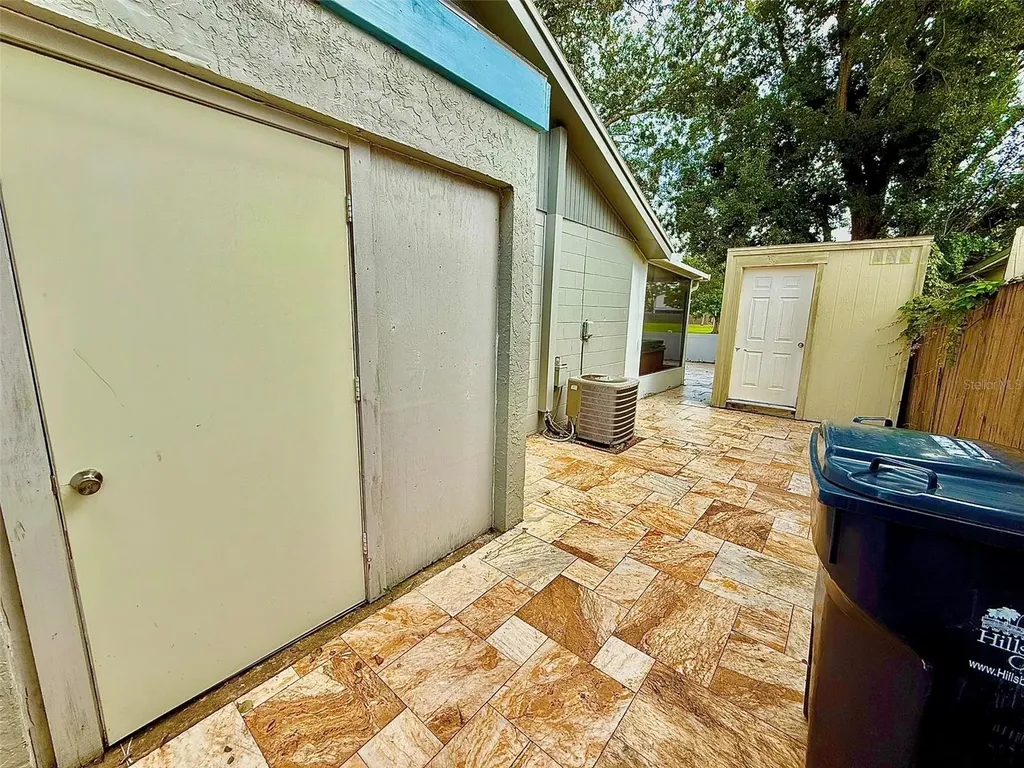 10309 Parkcrest Drive Tampa FL 33624
