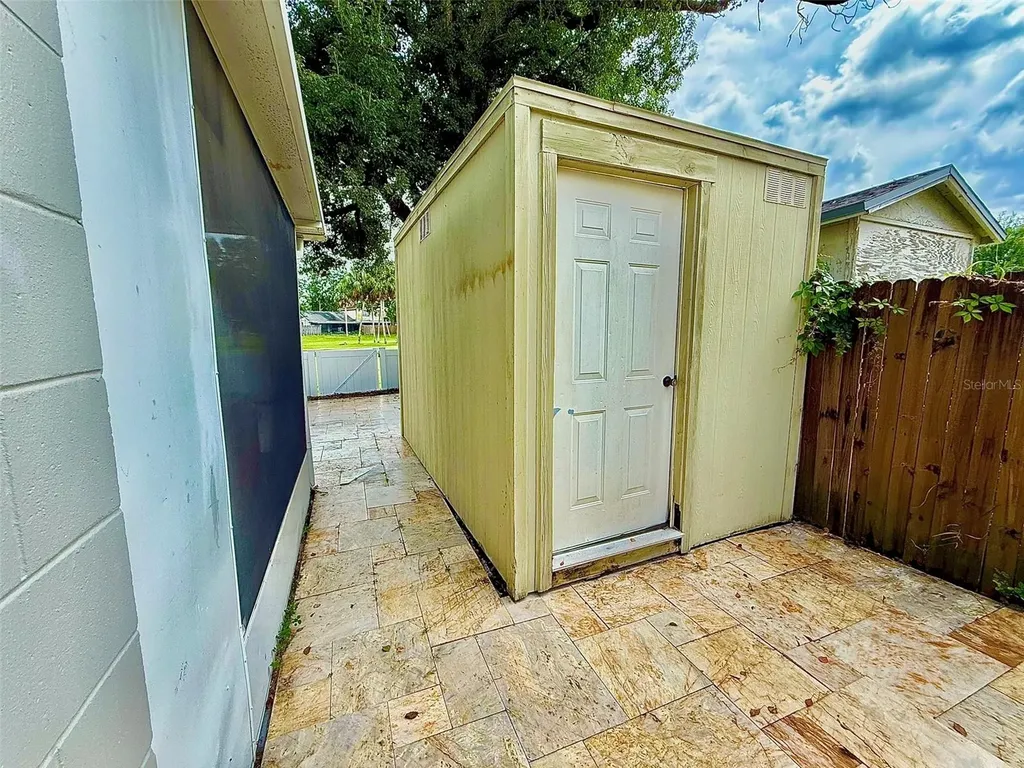 10309 Parkcrest Drive Tampa FL 33624
