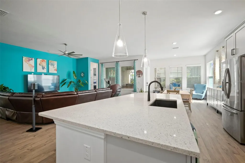 5923 Silver Sun Drive Apollo Beach FL 33572