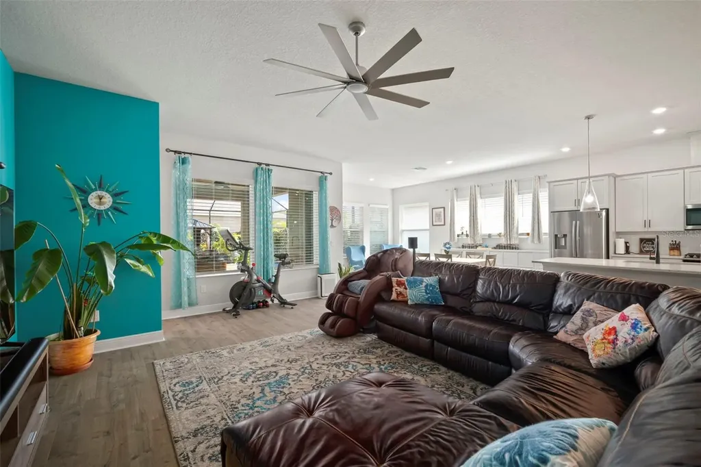 5923 Silver Sun Drive Apollo Beach FL 33572