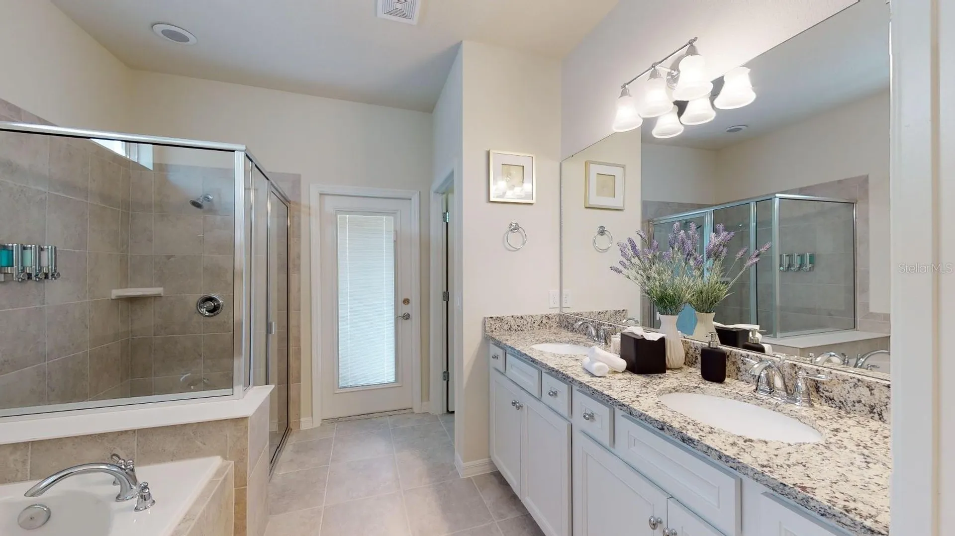 2438 Tanger Drive Kissimmee FL 34747
