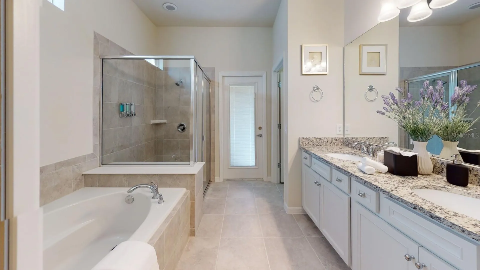 2438 Tanger Drive Kissimmee FL 34747