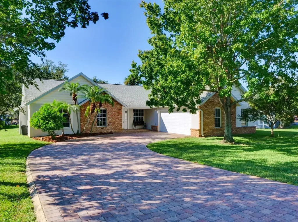 237 Robin Road Altamonte Springs FL 32701