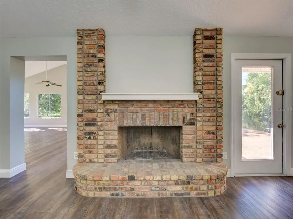 237 Robin Road Altamonte Springs FL 32701