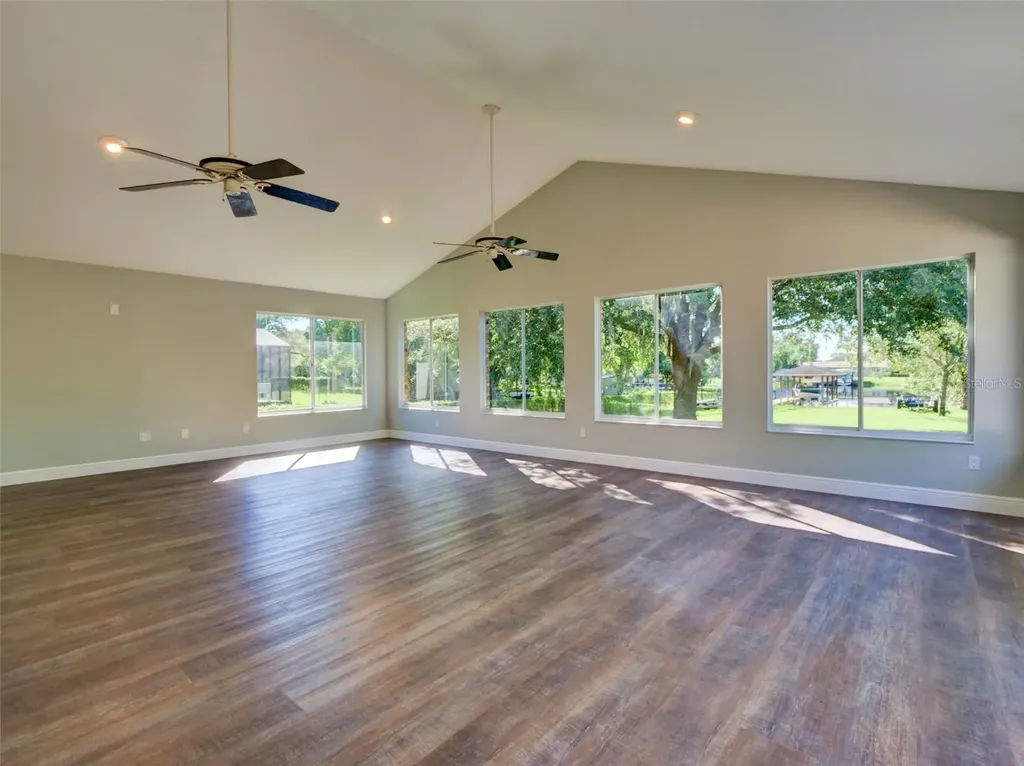 237 Robin Road Altamonte Springs FL 32701