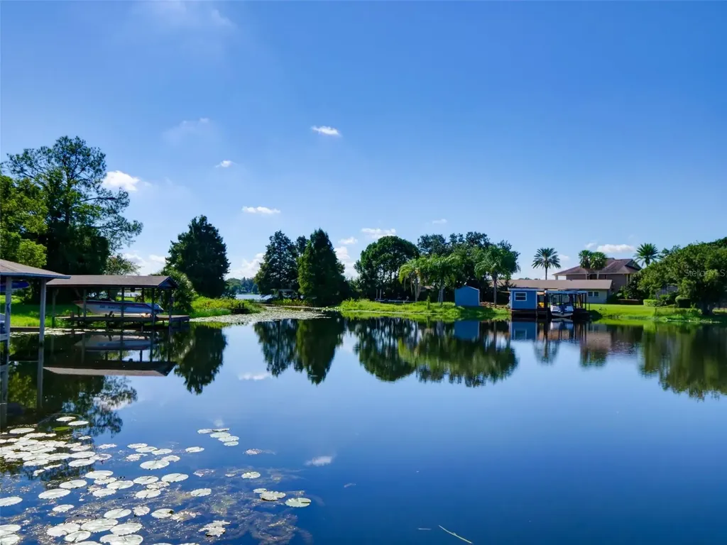 237 Robin Road Altamonte Springs FL 32701