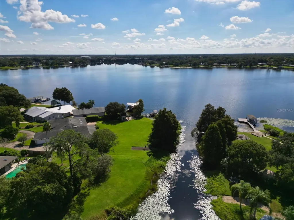 237 Robin Road Altamonte Springs FL 32701